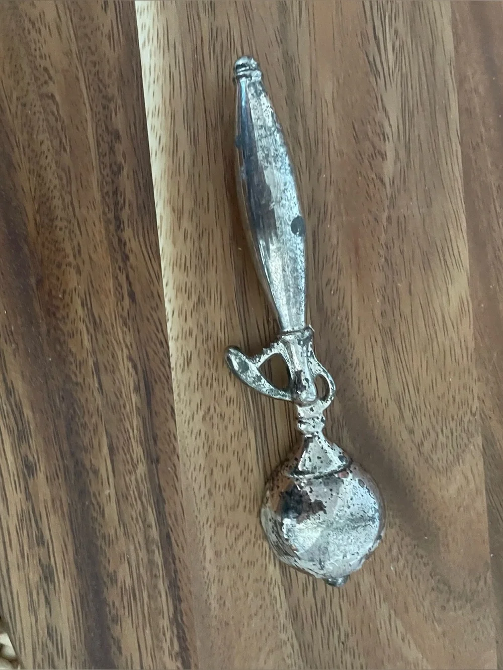 PartyLite vintage silver plated ice cream scoop candle snuffer with tarnish